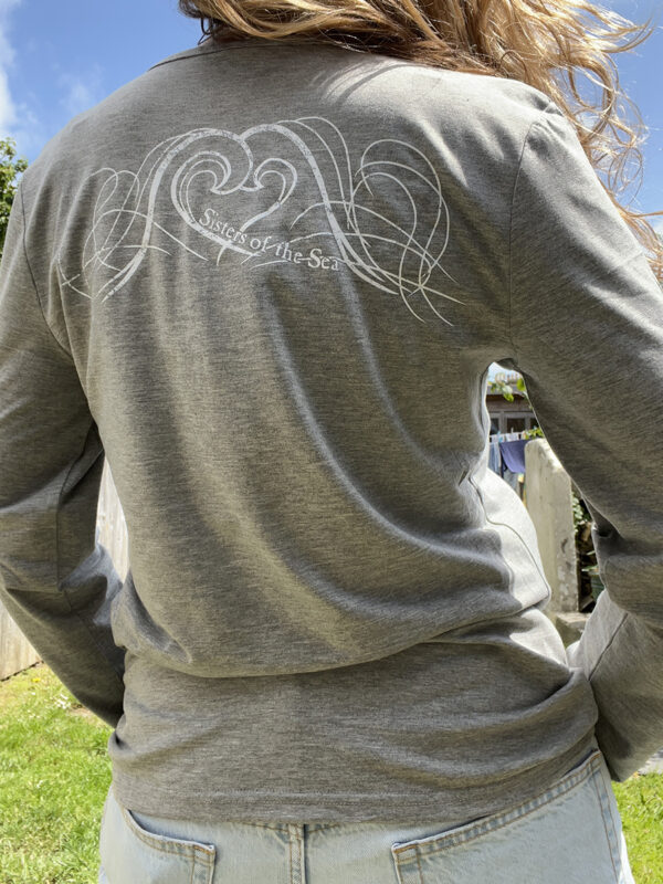 The Throw-on Long Sleeve - Image 6