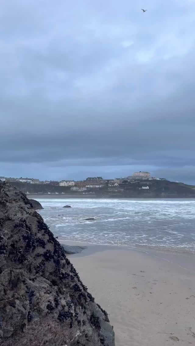 It’s not the worst thing is it. Makes you feel alive! And just look at that view. 

🌊💙 

#januaryblues #sistersofthesea #newquay #chinup